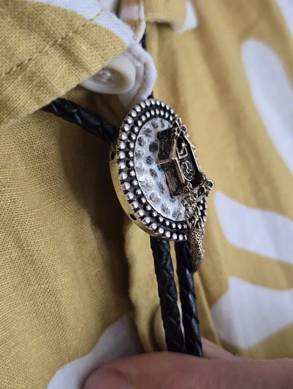 Silver Western Bolo Tie Avon Cuckoo Clock Medallion Leather Braid 70s Eclectic